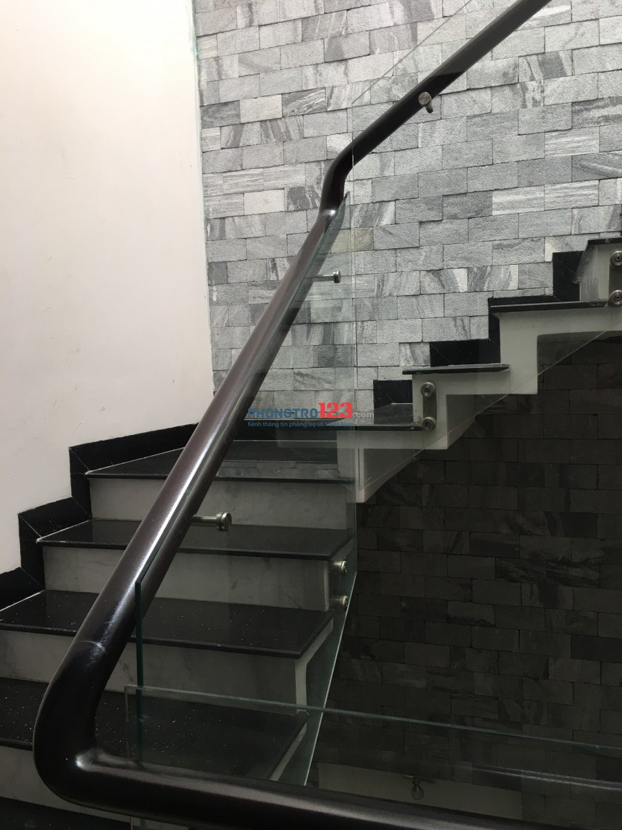 PHÒNG MỚI-GIỜ GIẤC TỰ DO- ANH NINH- QUẬN 7