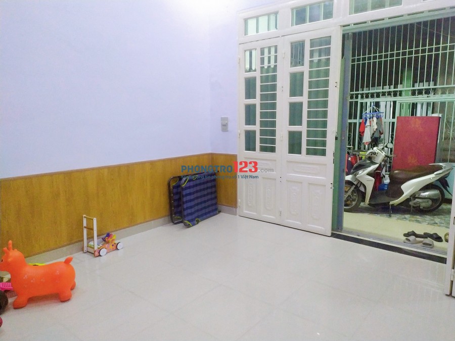 Chính chủ cho thuê 170m2, giá 9tr Q.7