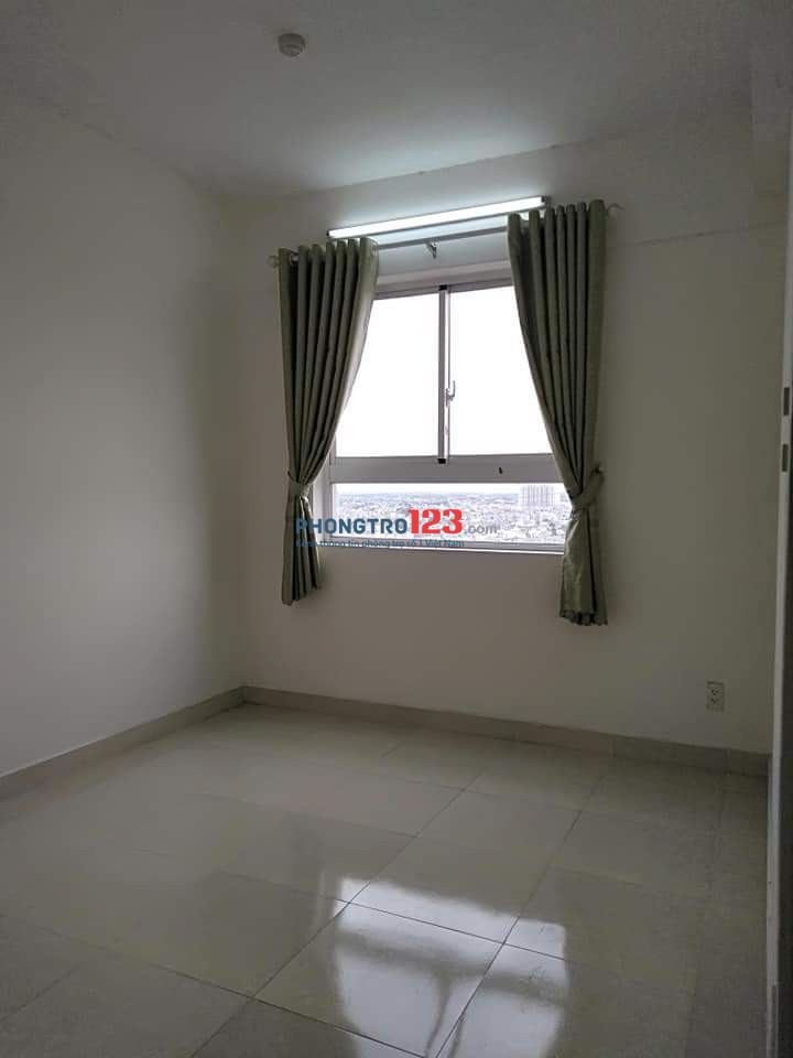 Cho thuê căn hộ Hưng Ngân quận 12, DT: 68m2, 2 PN, 2WC,lầu cao, có ban công