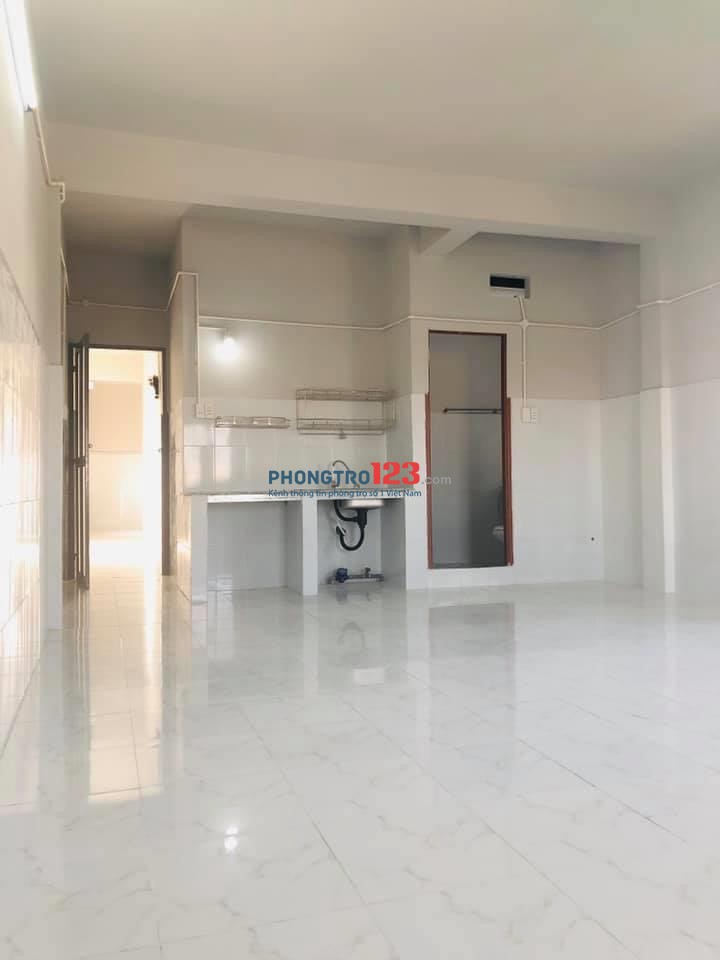 Nhà trọ mới 100% phường Bình Trưng Tây, Q 2. Giá 2,8 triệu/ tháng