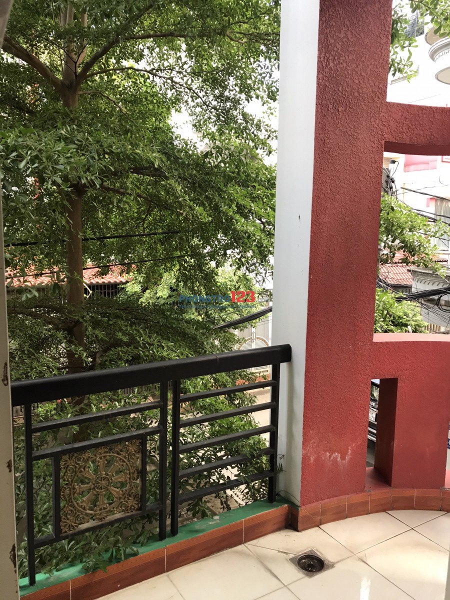 Cho thuê phòng 30m2 đầy đủ tiện nghi tại Phan Huy Ích P14 Gò Vấp giá từ 3,3tr/tháng