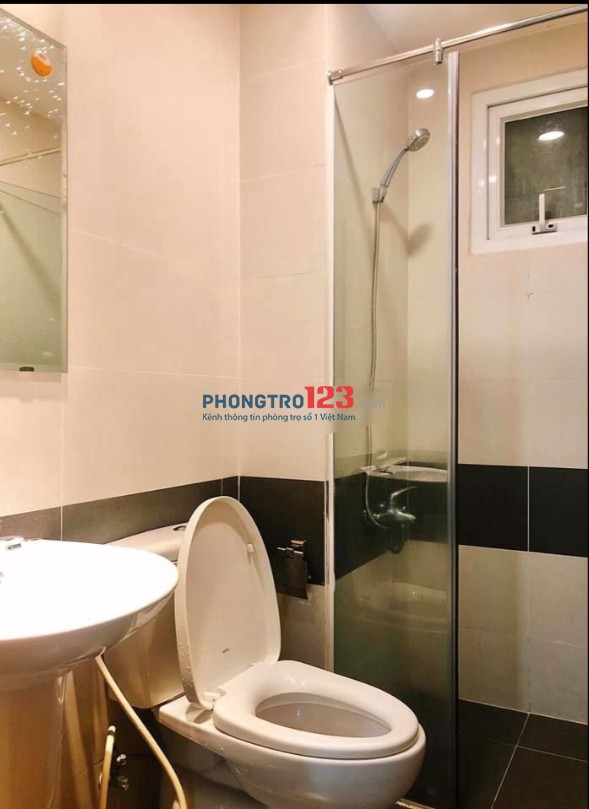 Cho thuê Căn hộ 2PN 2WC 65m2 có nội thất chung cư Himlam Phú Đông Thủ Đức giá 9tr/th