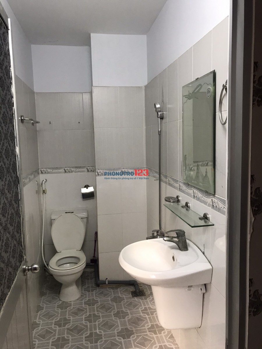 Cho thuê phòng 30m2 đầy đủ tiện nghi tại Phan Huy Ích P14 Gò Vấp giá từ 3,3tr/tháng