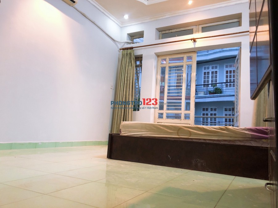 GIẢM NGAY 10% Phòng BAN CÔNG, MÁY LẠNH️, NỆM, WC RIÊNG TRONG PHÒNG- 281/2/52 Bình Lợi, gần ĐH Văn Lang