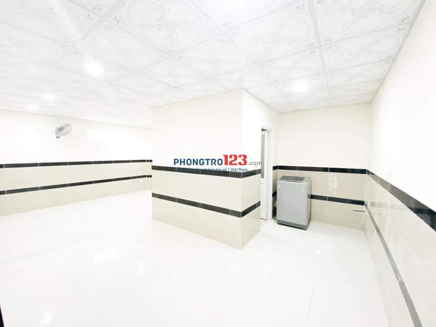 Nhà xây mới 100%, ngay Highland Trần Não, Q.2, chỉ 4.8tr/tháng