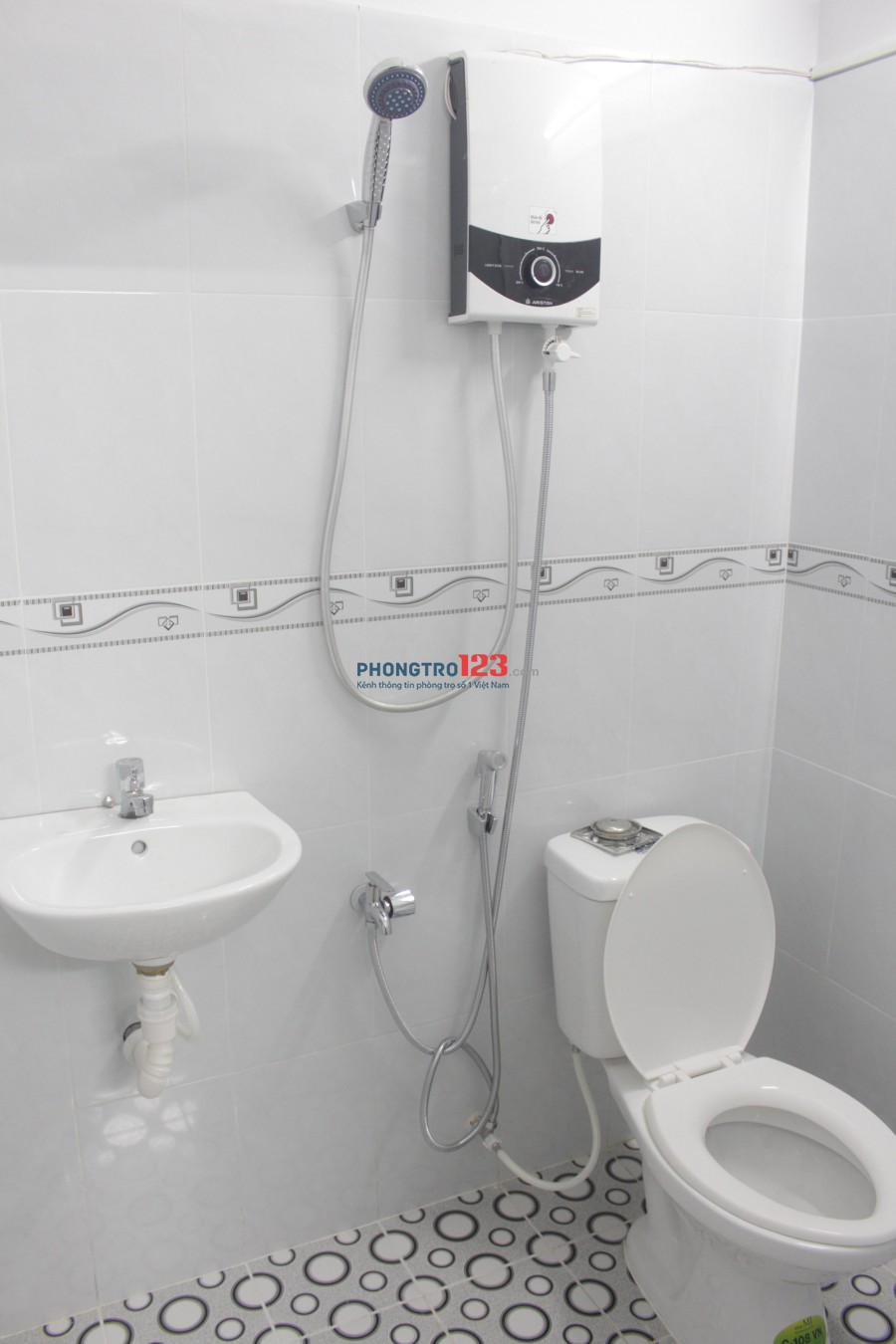 CHO THUÊ PHÒNG TRỌ MỚI 100% Ở QUẬN 10