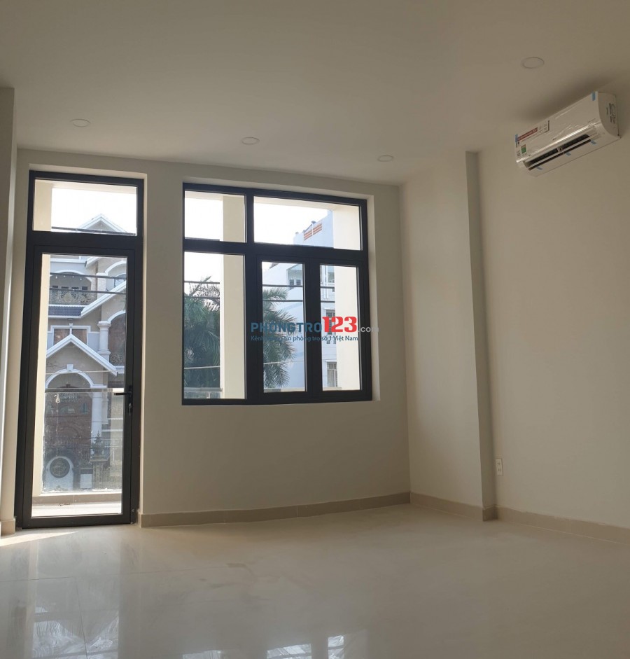 Cho thuê nhà mặt tiền nguyên căn mới xây 4x20 1 lửng 4 lầu 10pn tại Hiền Vương, Q.Tân Phú