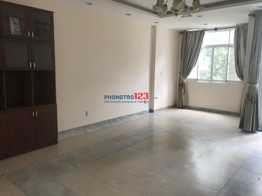 Cho thuê văn phòng tầng 2 5x17 nhà mặt tiền 111 Nguyễn Cửu Vân, P.17, Q.Bình Thạnh