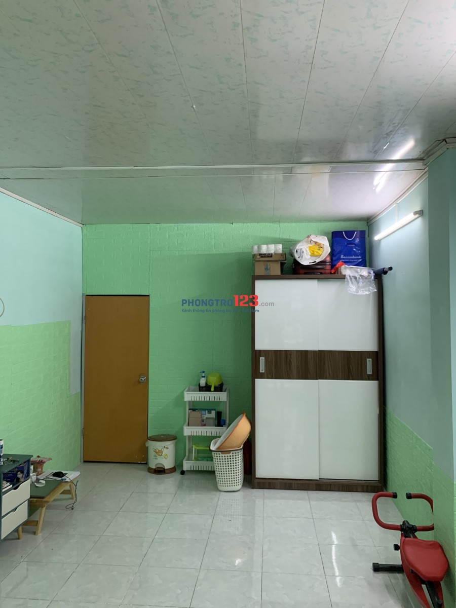 Cho thuê phòng 20m2 trung tâm Quận 3