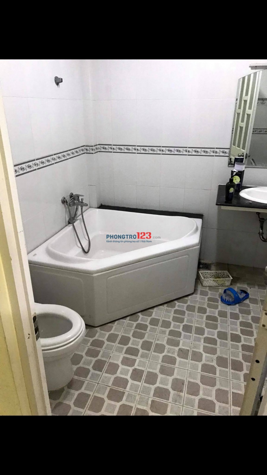 CẦN TÌM 1 BẠN NỮ Ở GHÉP, Q.TÂN BÌNH. GIÁ 1.2 TR/TH