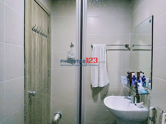 Cho nữ thuê 1 PHÒNG MASTER Trong căn hộ 58 m2 (2 phòng ngủ 2 vệ sinh) full đồ