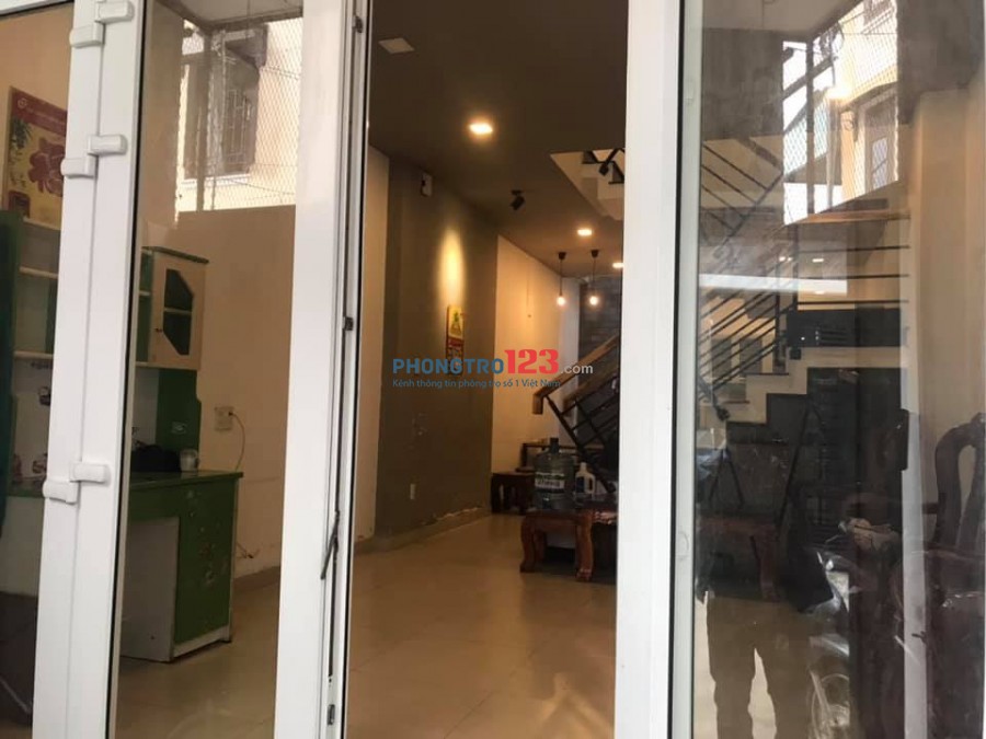 Cho thuê nhà hẻm xe hơi đường số 2, P.Trường Thọ, Quận Thủ Đức. Giá 10tr/th