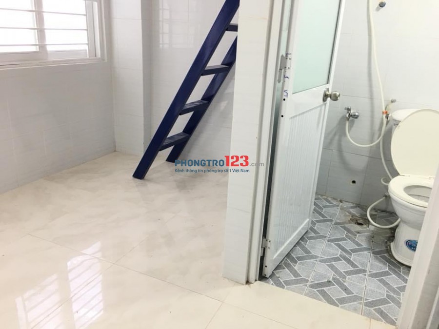 Phòng trọ gần trường ĐH SPKT có gác, bảo vệ 24/24, giá chỉ từ 2.5tr