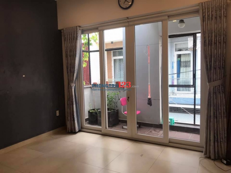 Cho thuê nhà hẻm xe hơi đường số 2, P.Trường Thọ, Quận Thủ Đức. Giá 10tr/th