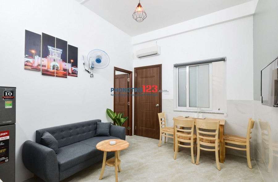 Cho thuê căn hộ tiện nghi, 35m2, đường Nhất Chi Mai, Quận Tân Bình