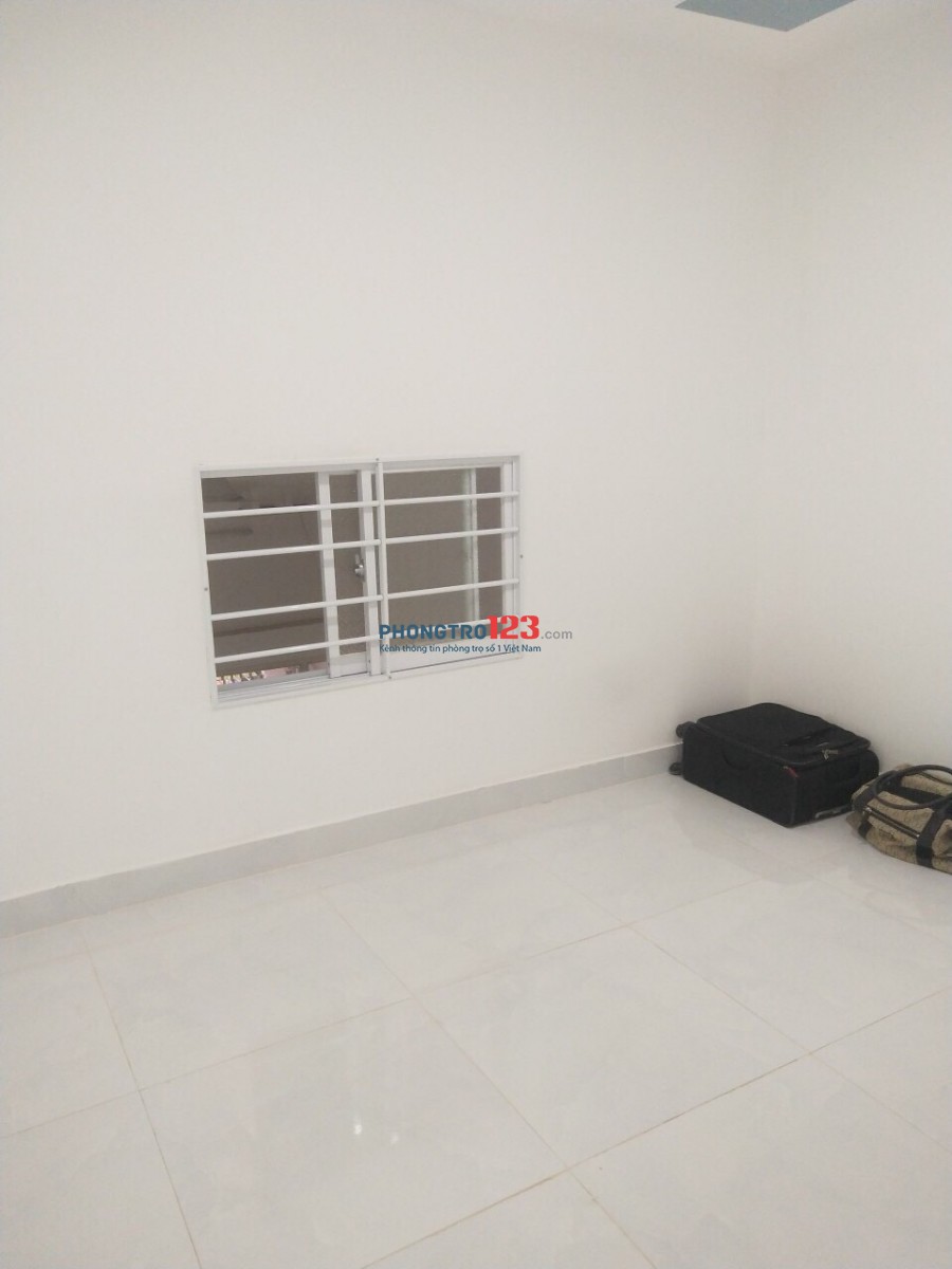 Nhà nguyên căn, q7, 70m2, không nội thất, 8,5tr