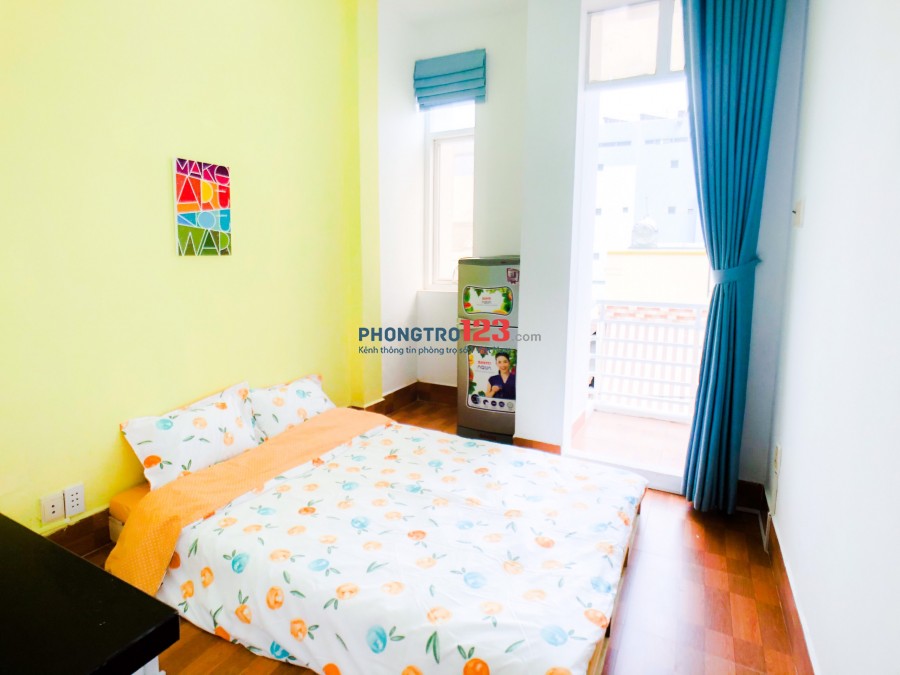 Phòng đầy đủ nội thất có bếp Nguyễn Trãi trung tâm Q1