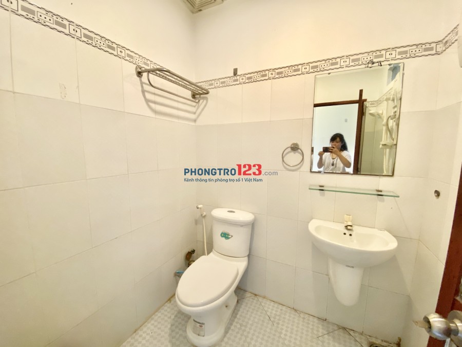 Phòng ở Mini riêng biệt sử dụng Toilet chung