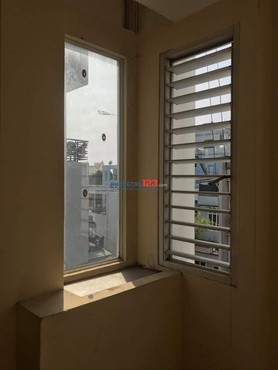 Phòng mới xây có cửa sổ, bếp+Wc trong phòng - bảo vệ 24/24 , Gần ĐH Hồng Bàng