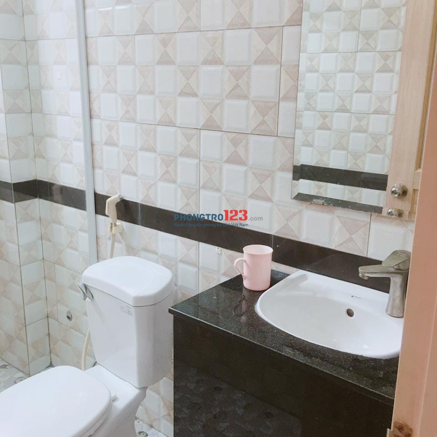 CĂN HỘ DỊCH VỤ, ĐẦY ĐỦ TIỆN NGHI, QUẬN 1