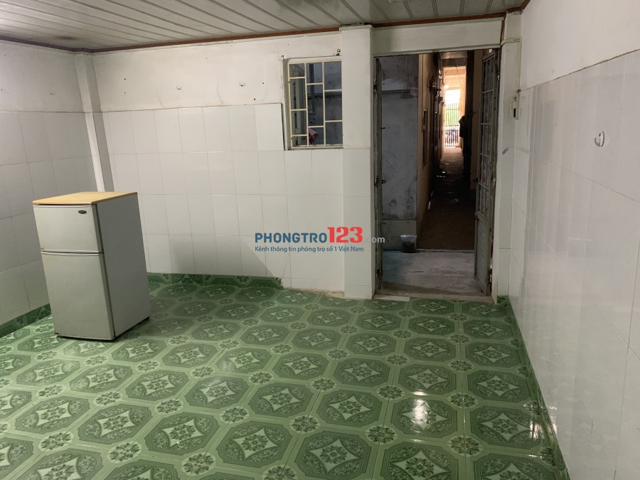 Phòng trọ sinh viên giá rẻ gần trường Đại Học Hutech