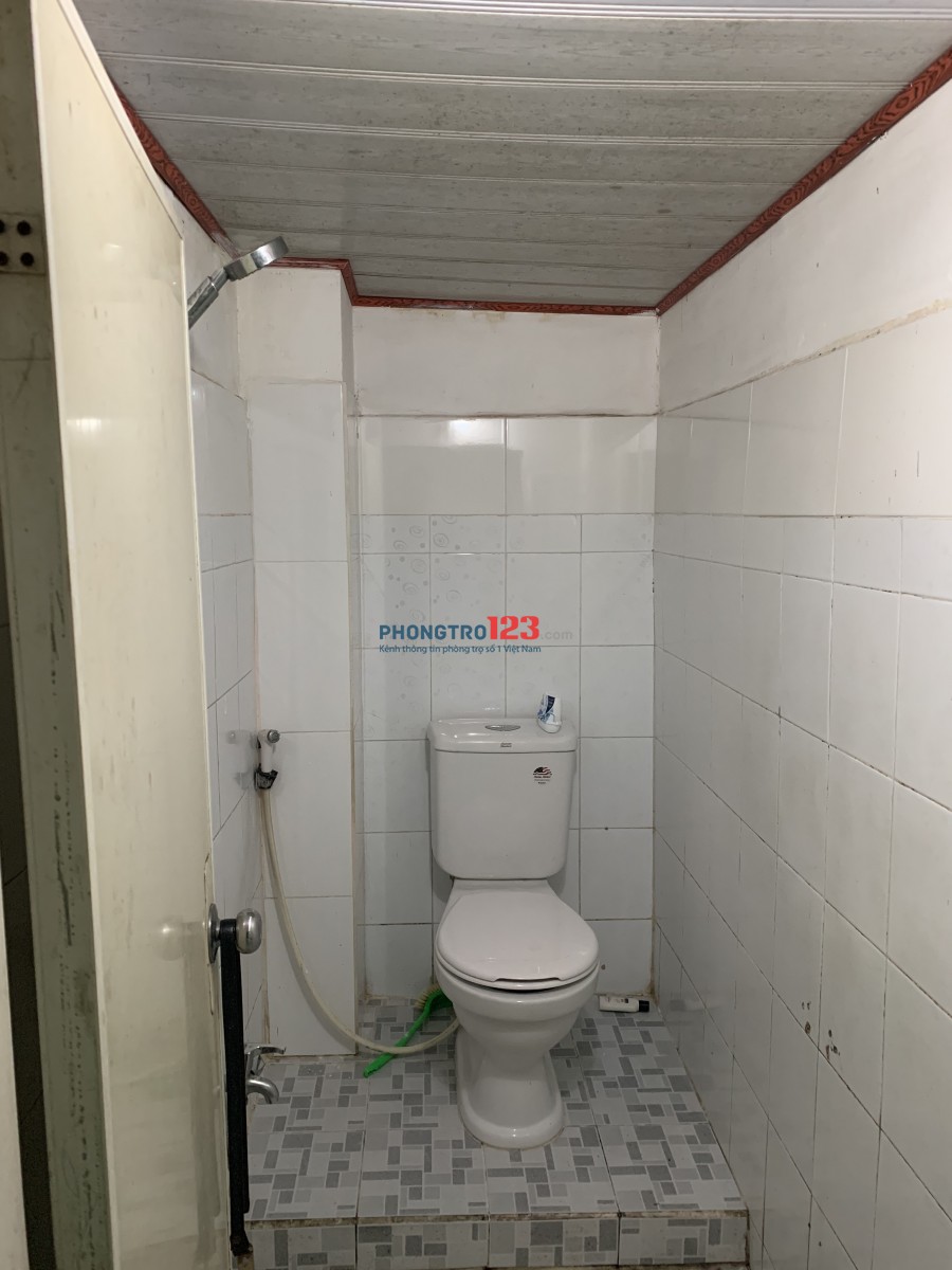 Phòng trọ sinh viên giá rẻ gần trường Đại Học Hutech