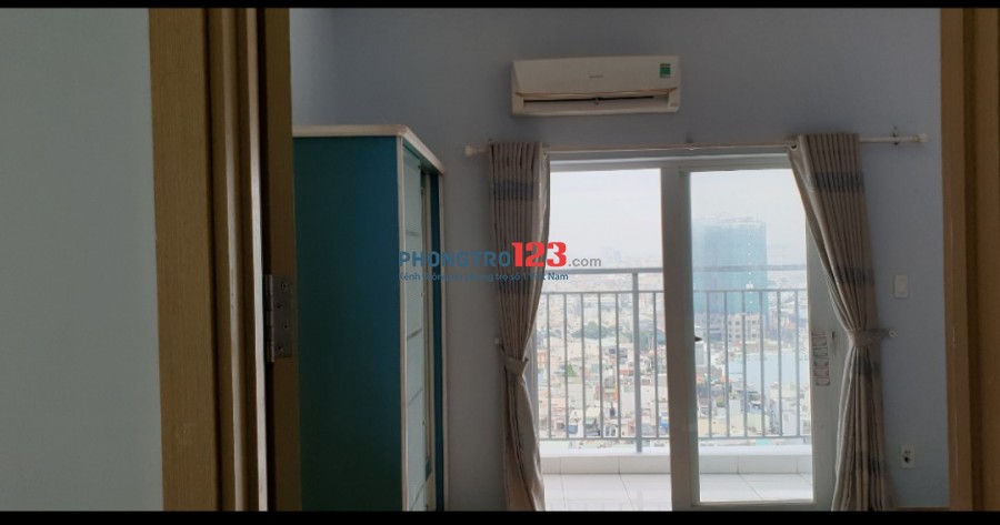 Cho thuê Căn hộ chung cư Oriental Plaza (Âu Cơ Tower) 79m² 2PN có nội thất giá 11tr/tháng