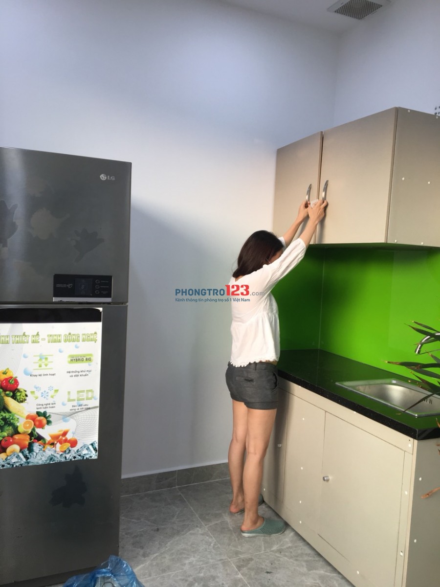 Tìm nữ ở ghép giá 1 triệu 8 mới hoàn toàn, sạch sẽ thoáng mát, gần Metro An Phú