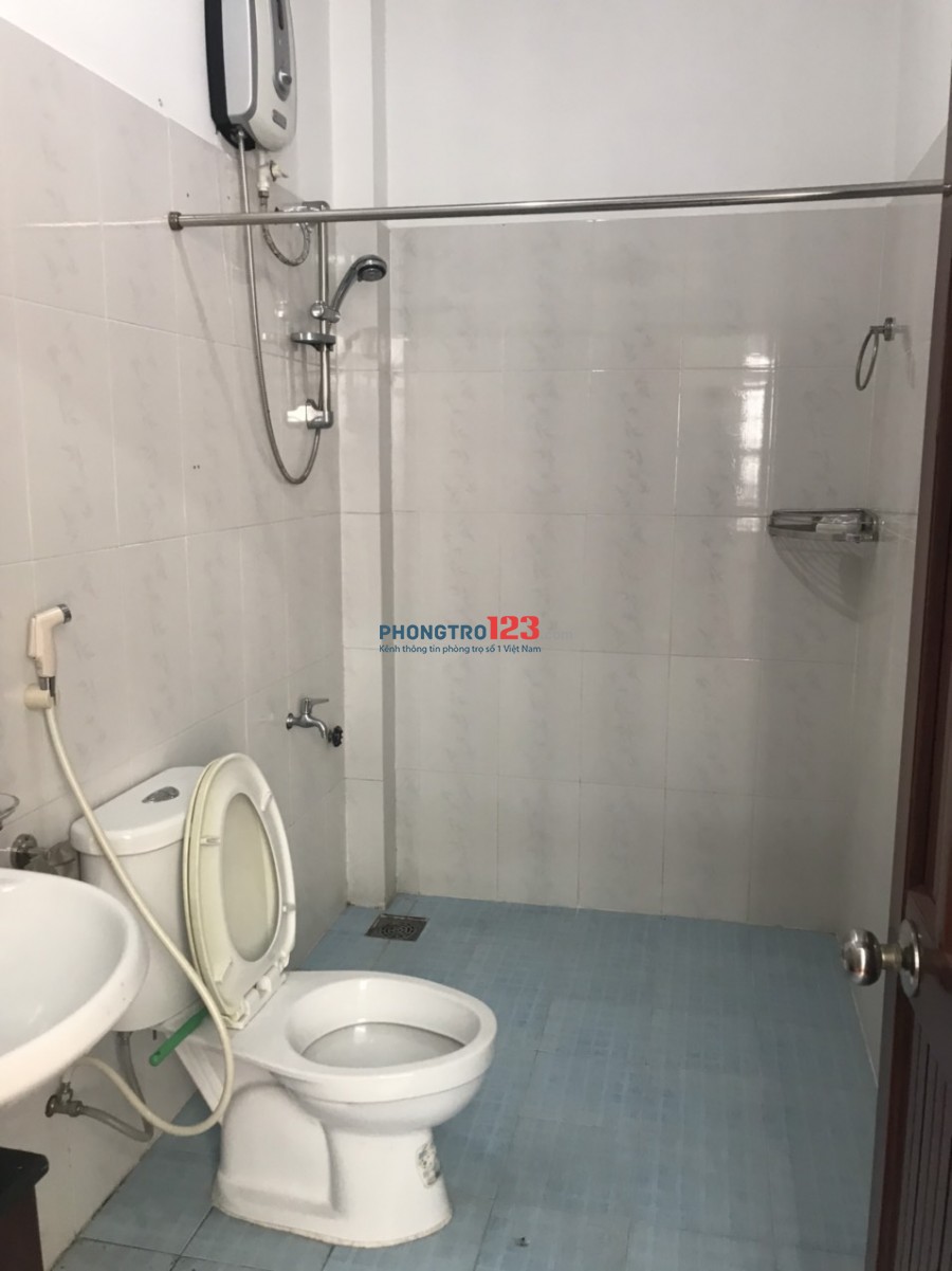 Cho thuê phòng trọ có máy lạnh Trường Sơn P4 Q Tân Bình gần Sân Bay giá từ 1,5tr/tháng