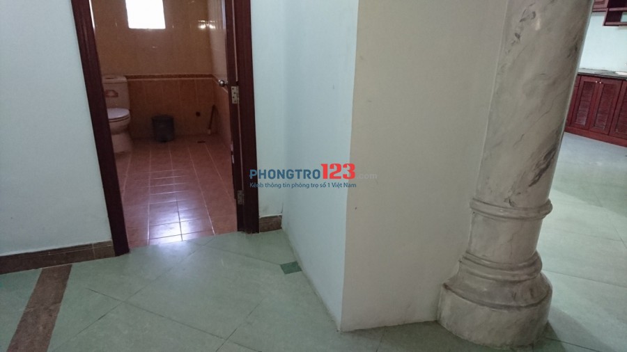 Phòng trong biệt thự Bình Lợi, ngay tầng trệt, 30m2, có hệ thống bếp
