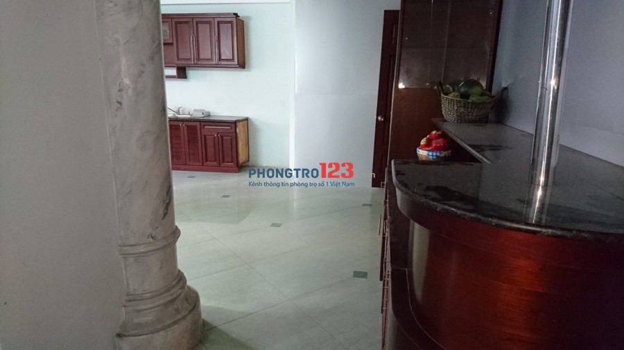 Phòng trong biệt thự Bình Lợi, ngay tầng trệt, 30m2, có hệ thống bếp