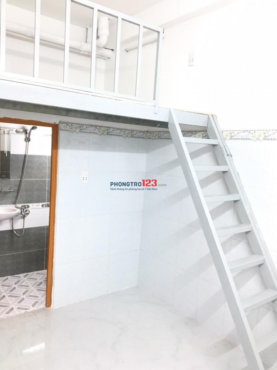 Cho thuê phòng trọ mới xây có gác máy lạnh nhà mặt tiền 168G Lưu Hữu Phước P15 Q8 giá 3,5tr/th