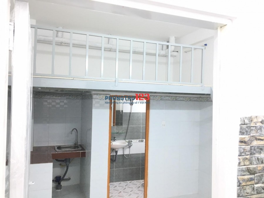 Cho thuê phòng trọ mới xây có gác máy lạnh nhà mặt tiền 168G Lưu Hữu Phước P15 Q8 giá 3,5tr/th