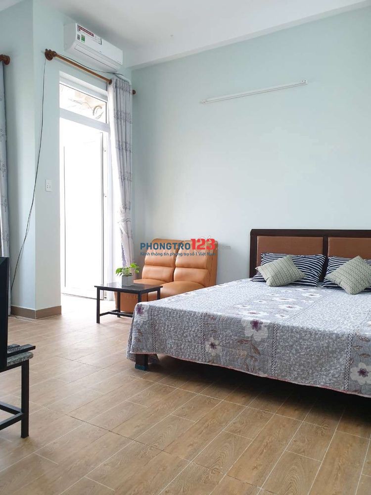 Phòng cho thuê diện tích 40m2, Giá cho thuê 4,5 triệu/tháng, gần khu Him Lam quận 7