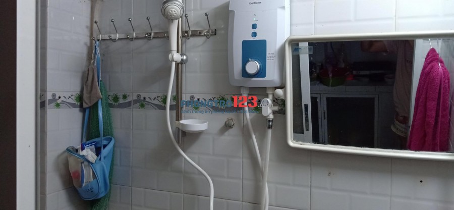 Share phòng nữ chung cư Thanh Đa rộng rãi thoải mái. Giá 3tr/tháng.