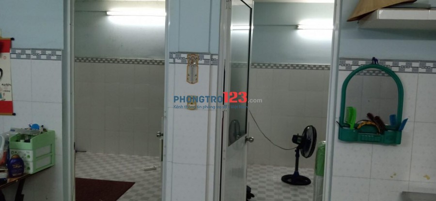 Share phòng nữ chung cư Thanh Đa rộng rãi thoải mái. Giá 3tr/tháng.