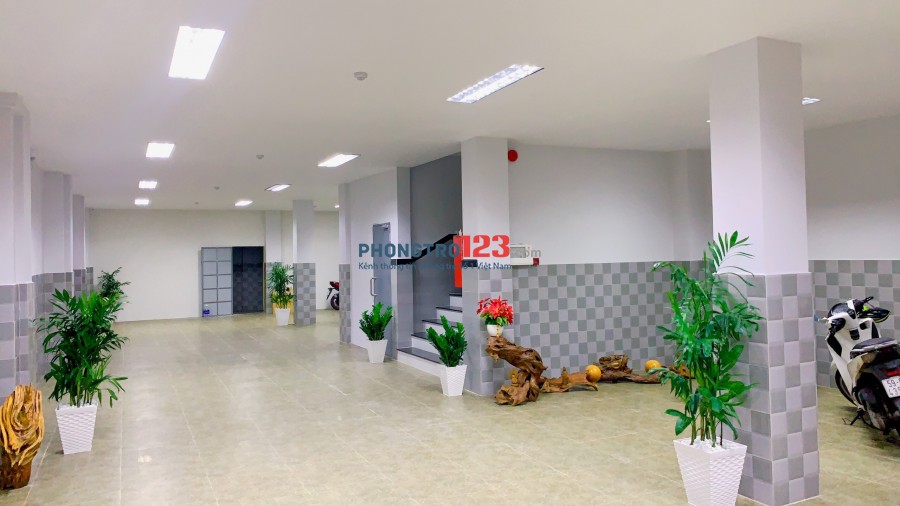Cho thuê phòng Mặt Tiền 572 Phạm Văn Chiêu chợ Thạch Đà có máy lạnh, thang máy, full tiện ích