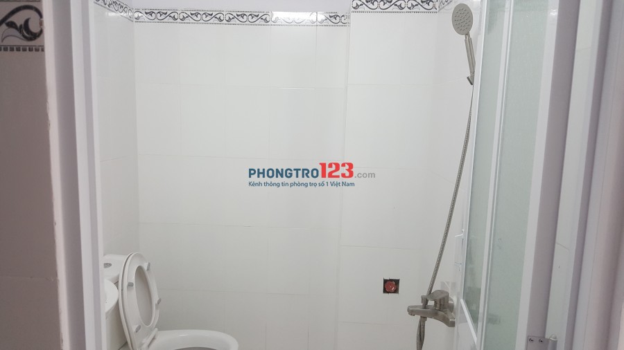 Cho thuê phòng trọ đối diện Etown Tân Bình