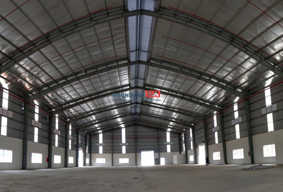 Chính chủ cho thuê Kho xưởng gần 4500m2 đã XD hoàn chính tại KCN Hải Sơn Đức Hòa Long An