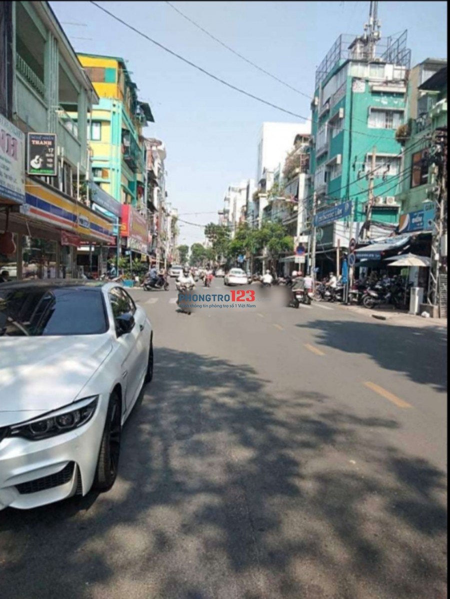 Chính chủ cho thuê mặt bằng 30m2 mặt tiền Nguyễn Đình Chiểu P2 Q3 đối diện Chợ Bàn Cờ