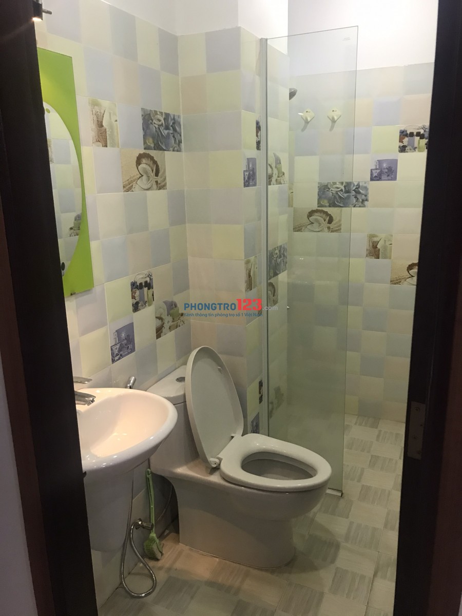 Cho thuê phòng đẹp có nội thất nhà mặt tiền tại 27 Thiên Hộ Dương P1 Q Gò Vấp giá từ 3tr/th