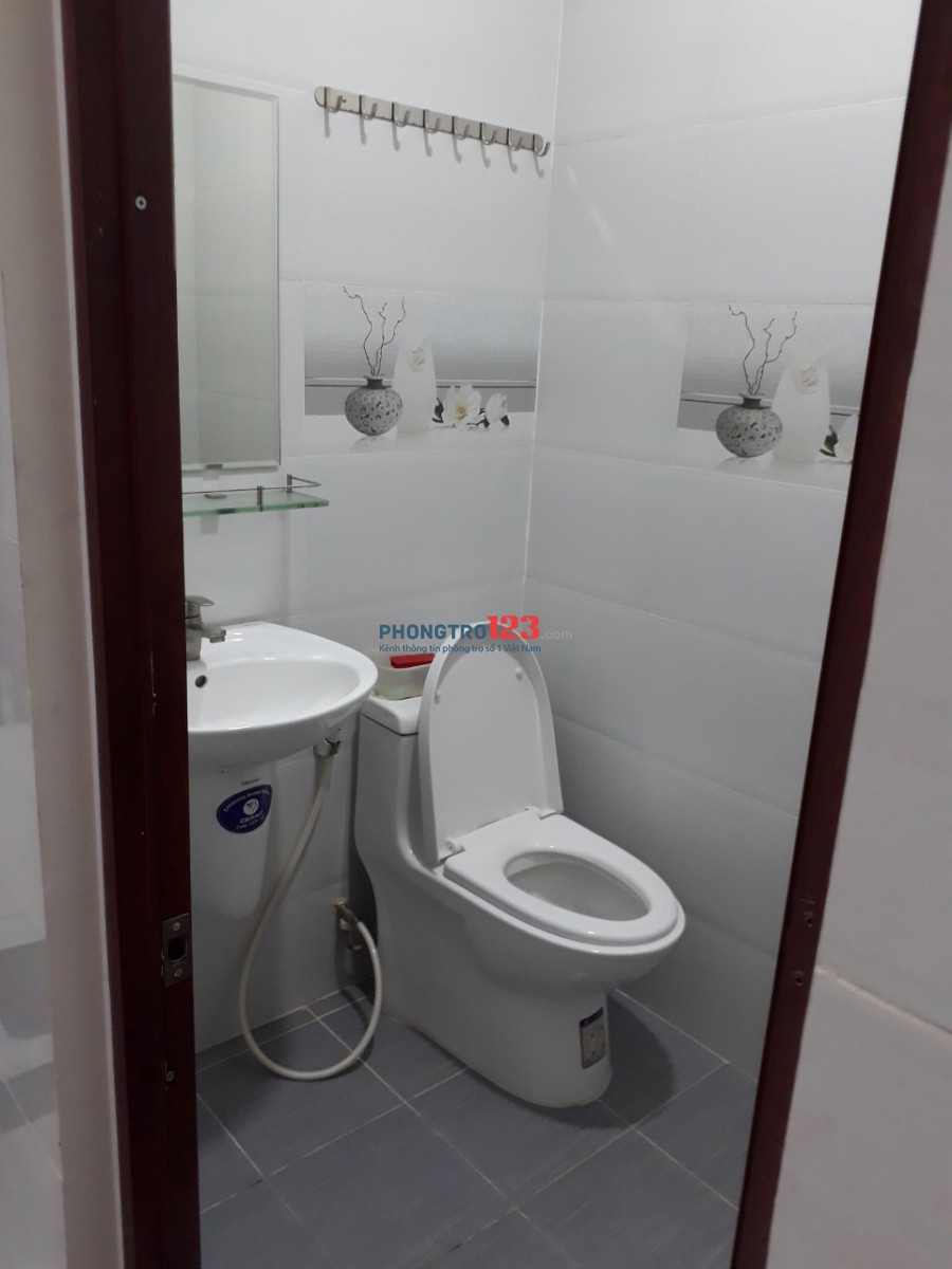 Cho thuê phòng trọ mặt tiền Nguyễn văn quá, Quận12
