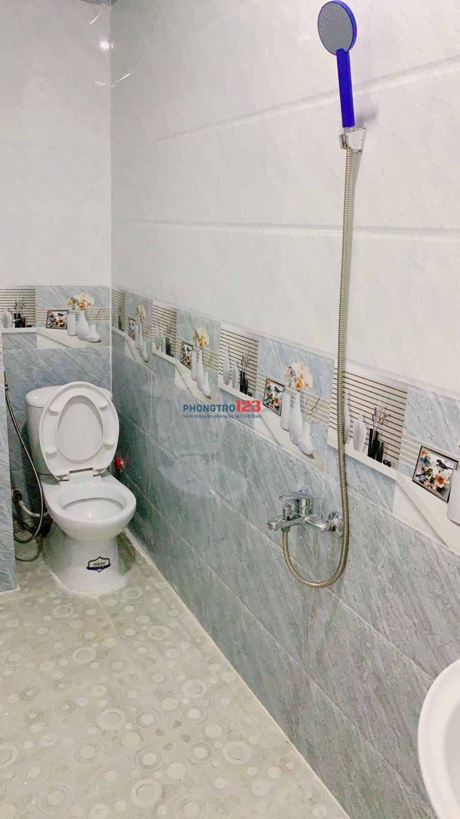 Cho thuê phòng Mặt Tiền 572 Phạm Văn Chiêu chợ Thạch Đà có máy lạnh, thang máy, full tiện ích