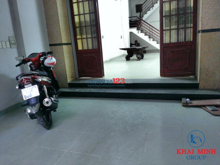 Phòng 25m2, BAN CÔNG, cửa sổ, WC riêng, tủ quần áo - 278/12 Bình Lợi