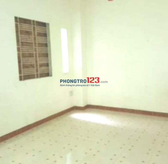 Cho nử thuê phòng trọ rộng rãi ở được 4 đến 5 người. Phòng 28m2 giá thuê 3,2 triệu/tháng