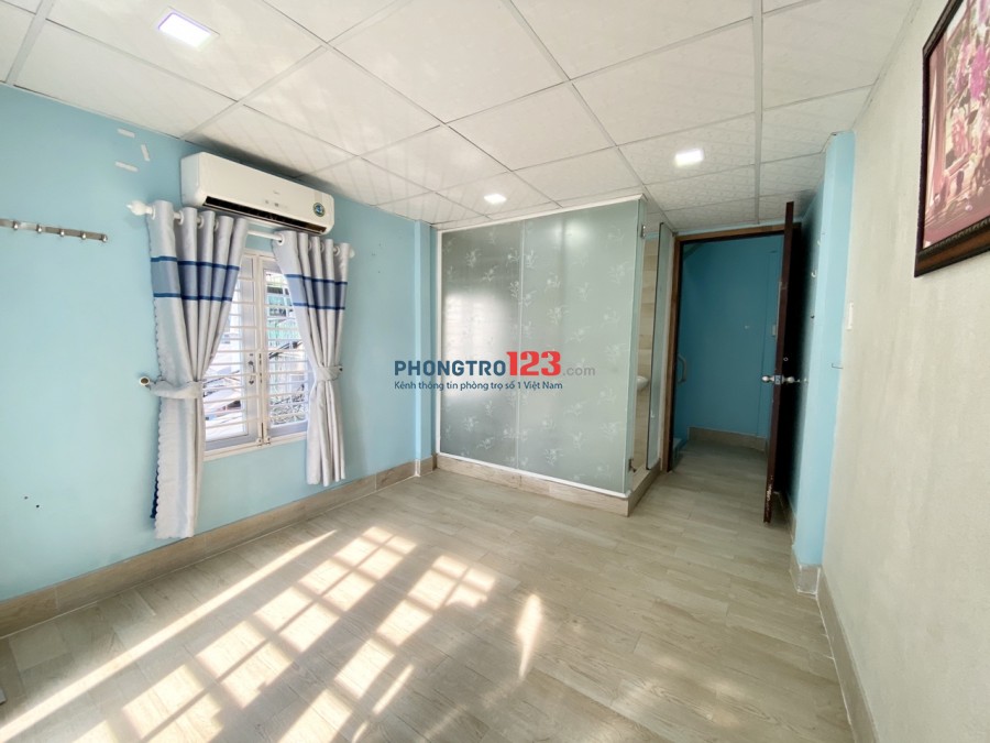 Nhà hẻm xe hơi 1 phòng khách, 1 nhà bếp, 2 phòng ngủ, 3 wc, sân thượng