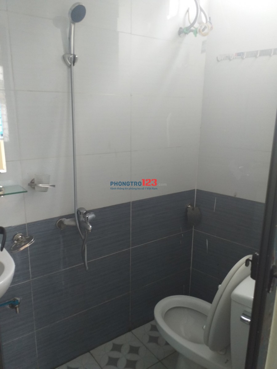 Cho thuê phòng trọ 25m2 đủ đồ, đường Mễ Trì Hạ, đối diện KeangNam