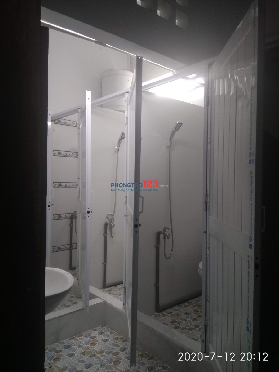 Cho thuê phòng trọ tại Quận 5, Tp. HCM. Phòng sạch sẽ, mới, thoáng mát.