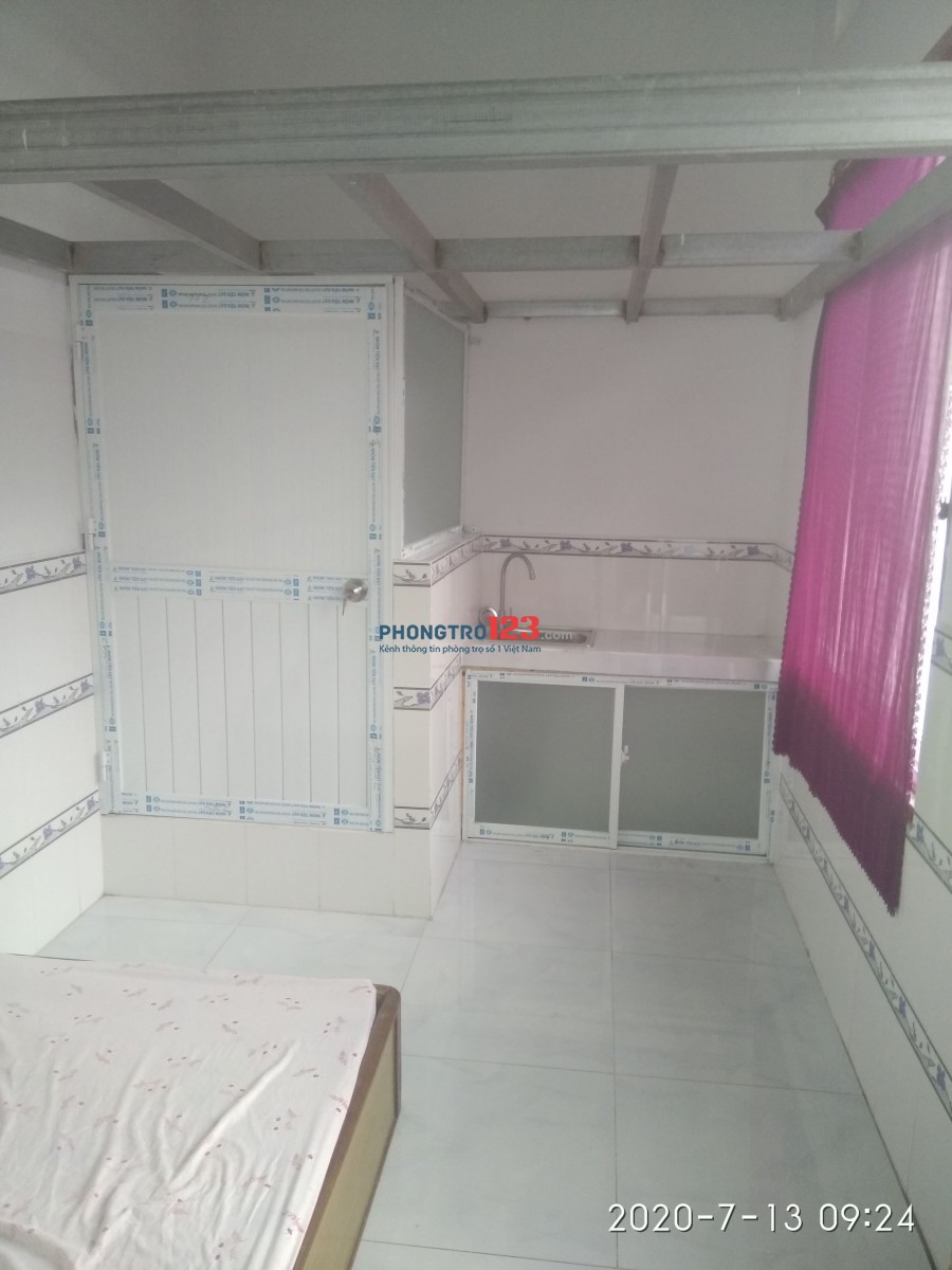 Cho thuê phòng trọ tại Quận 5, Tp. HCM. Phòng sạch sẽ, mới, thoáng mát.