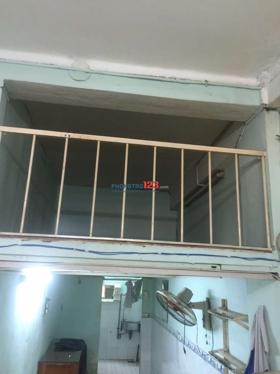 Chính chủ cho thuê căn hộ mini 1pn có gác lửng có máy lạnh tại 22 Nguyễn Trãi Q1